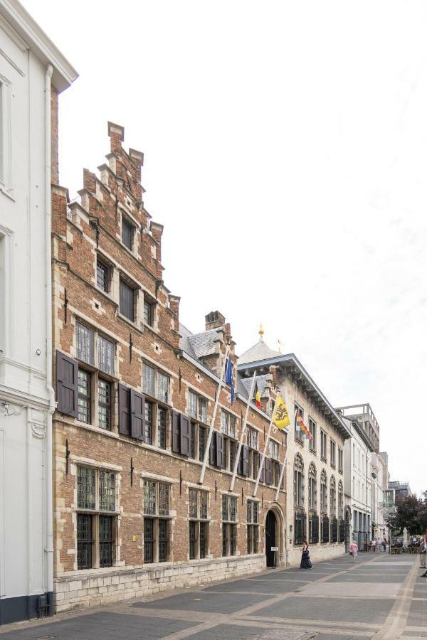 Shway - The Card Room Green Studio Antwerpen Bagian luar foto
